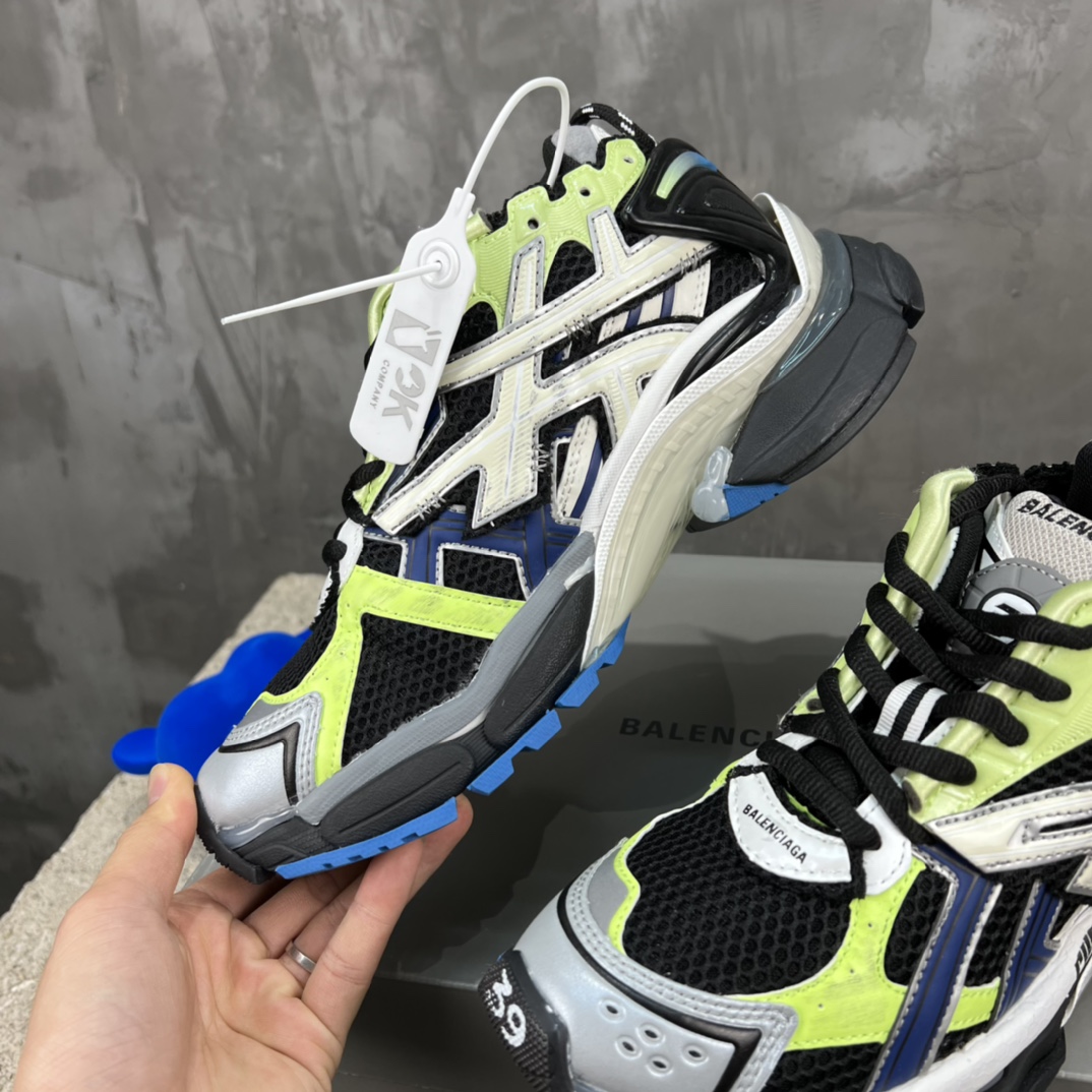 BALENCIAGA RUNNER