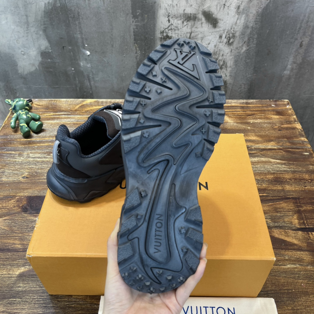 LV RUNNER TATIC