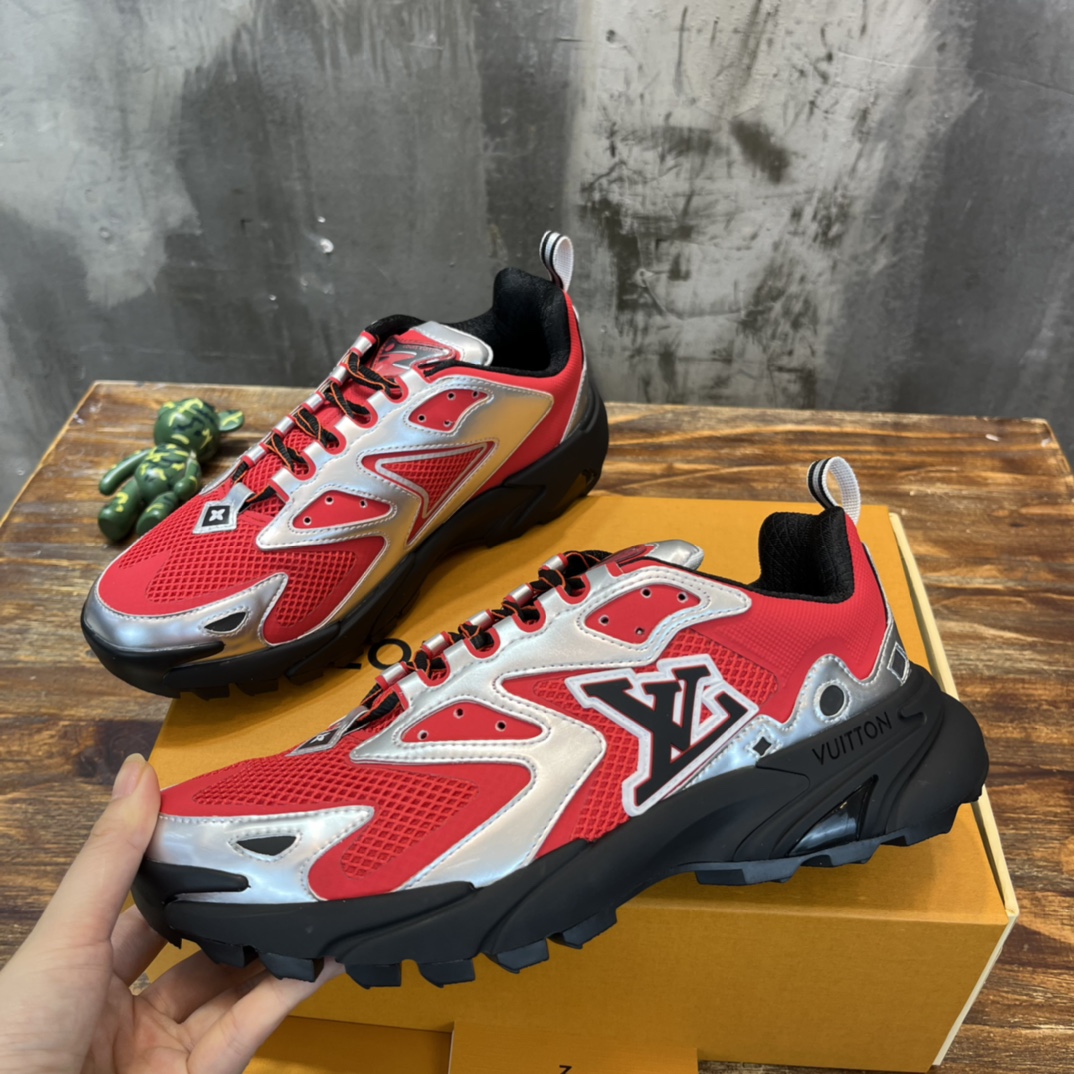 LV RUNNER TATIC