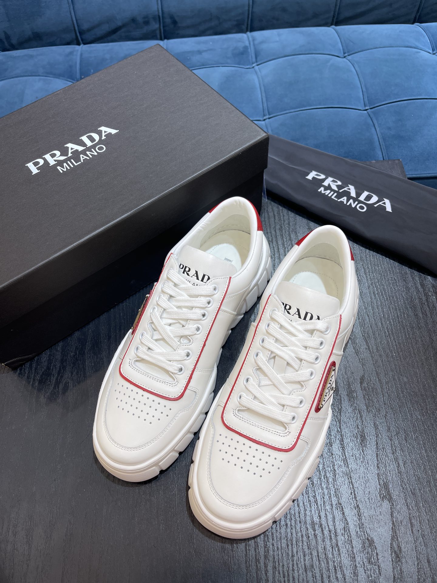 PRADA