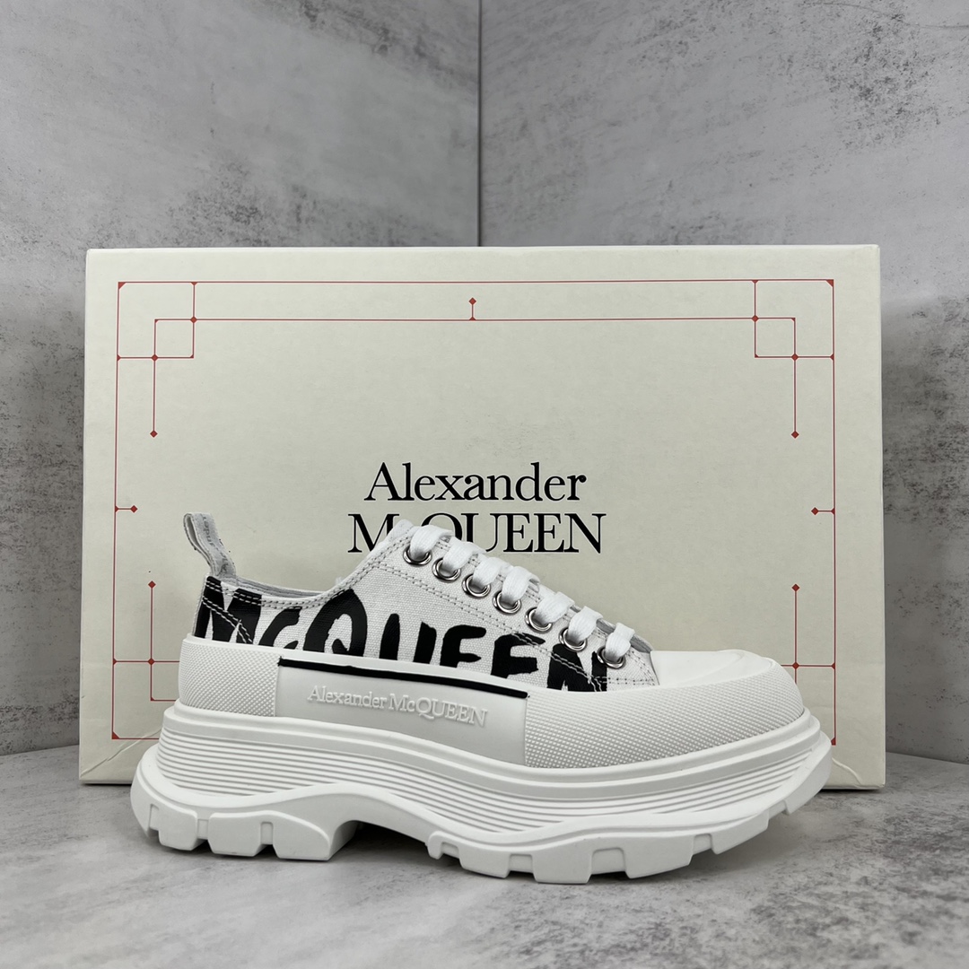 MCQUEEN SNEAKER 