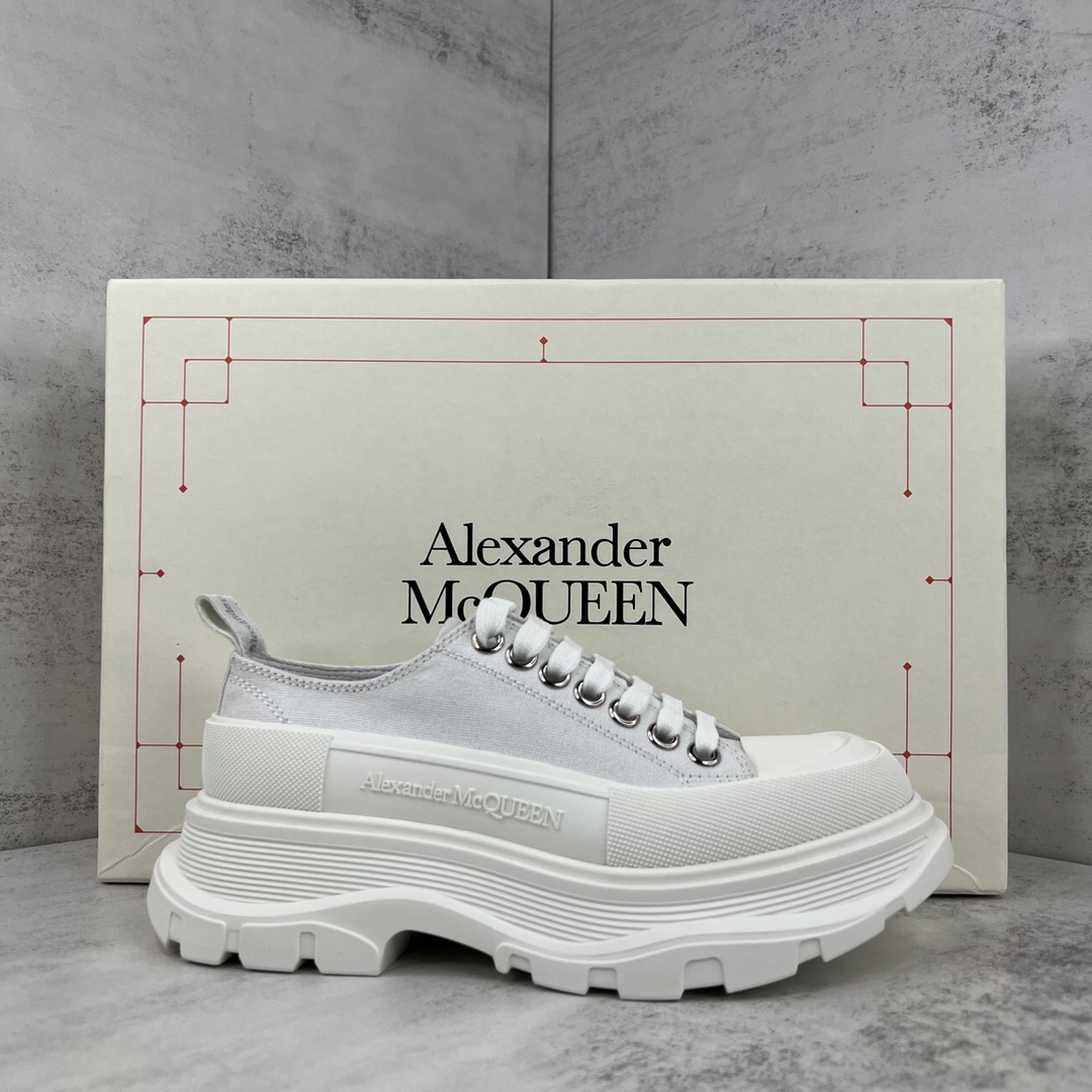 MCQUEEN SNEAKER 