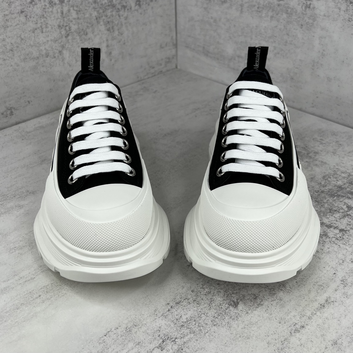 MCQUEEN SNEAKER 