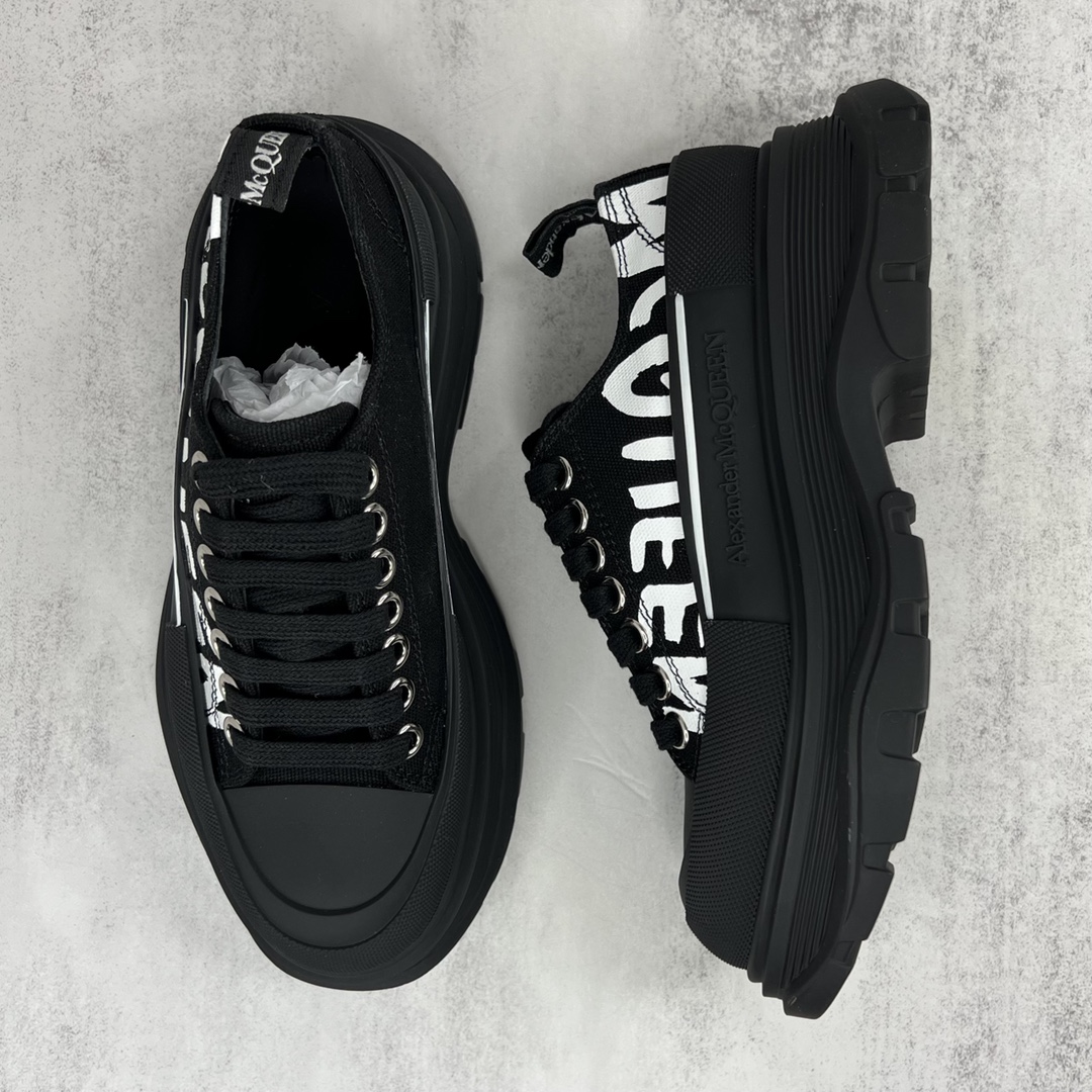 MCQUEEN SNEAKER 
