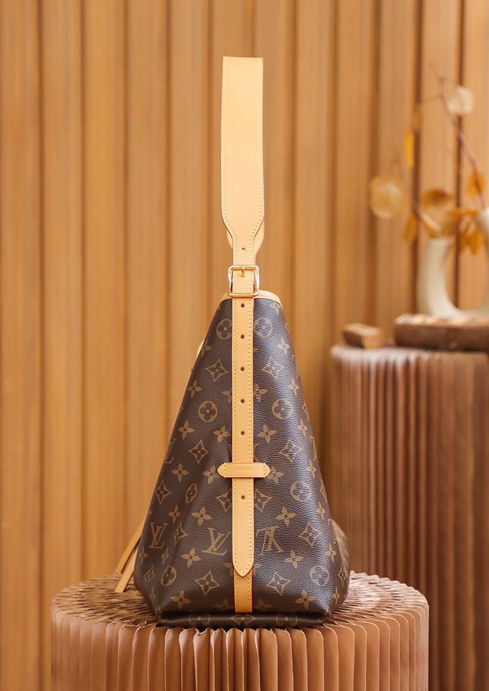 LV CARRYALL