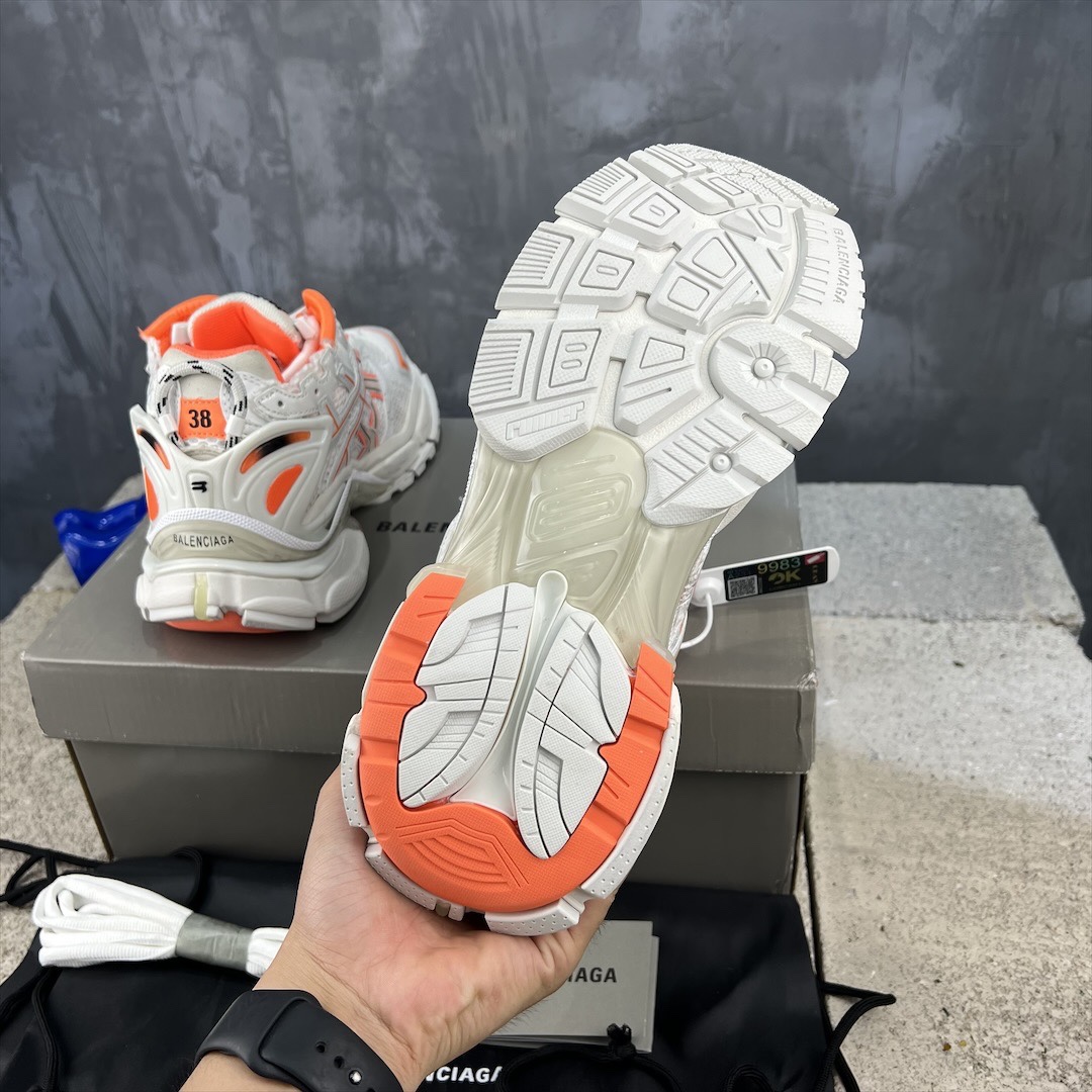 BALENCIAGA RUNNER