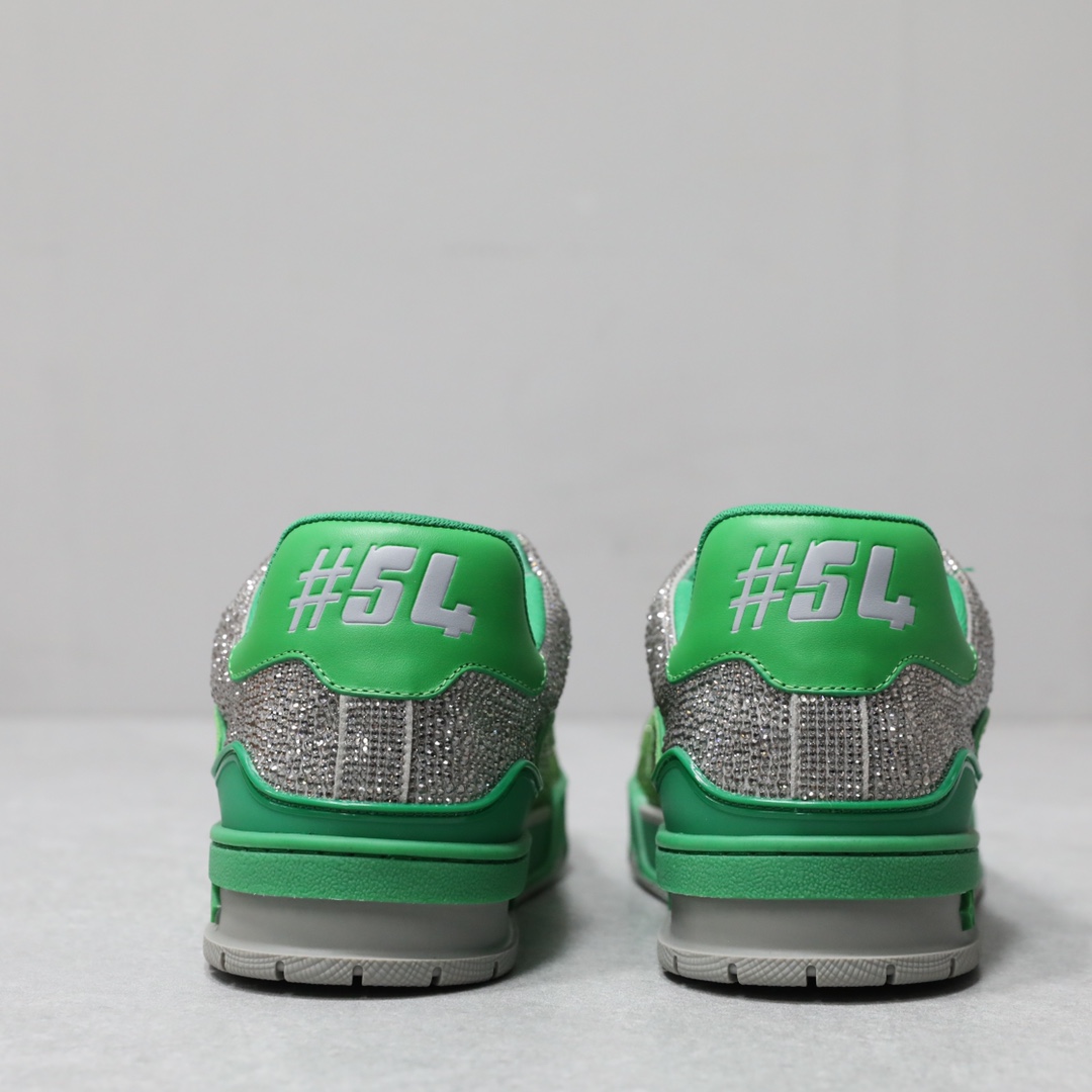 LV TRAINER