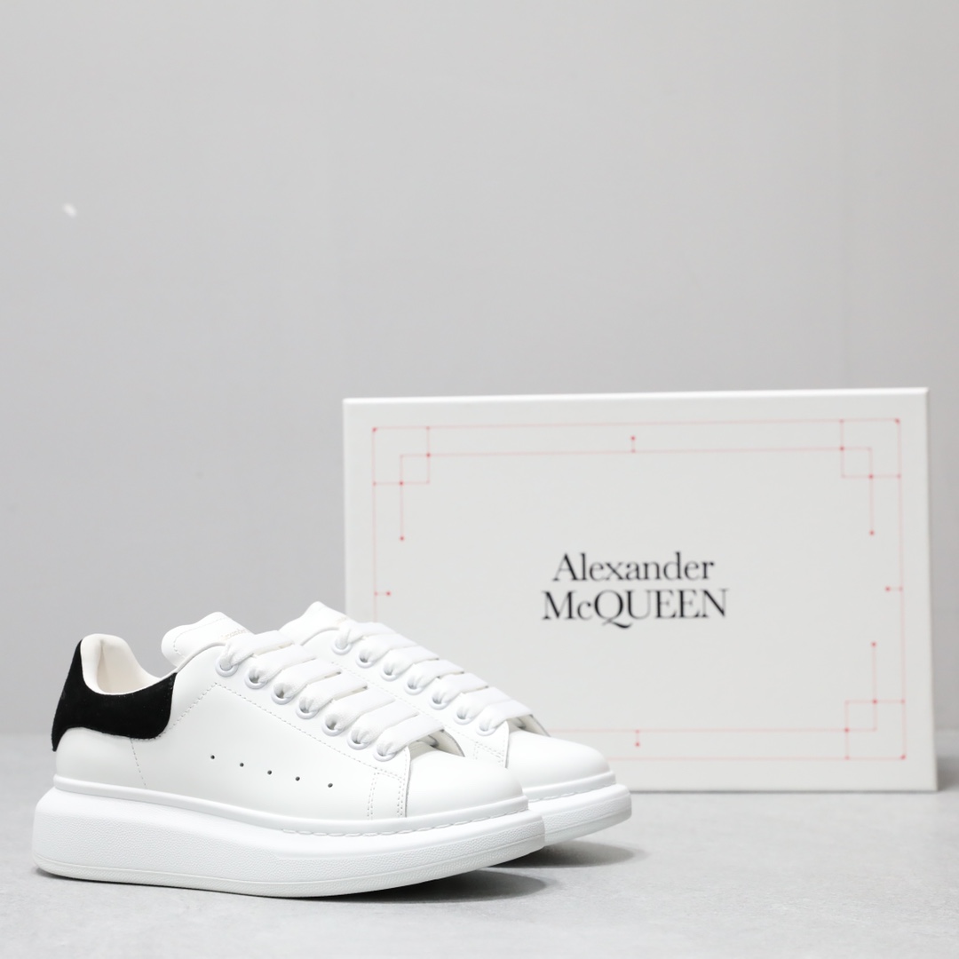 McQUEEN SNEAKER