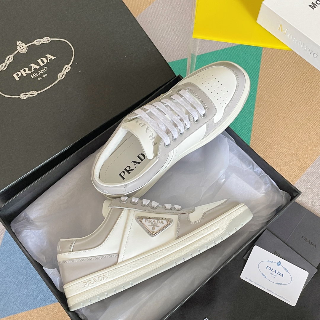 PRADA SNEAKER