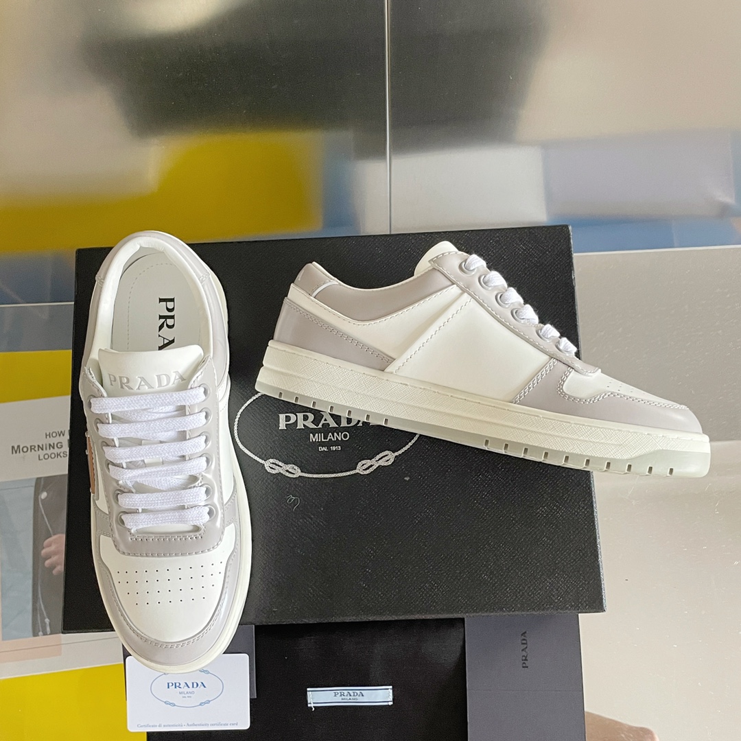 PRADA SNEAKER