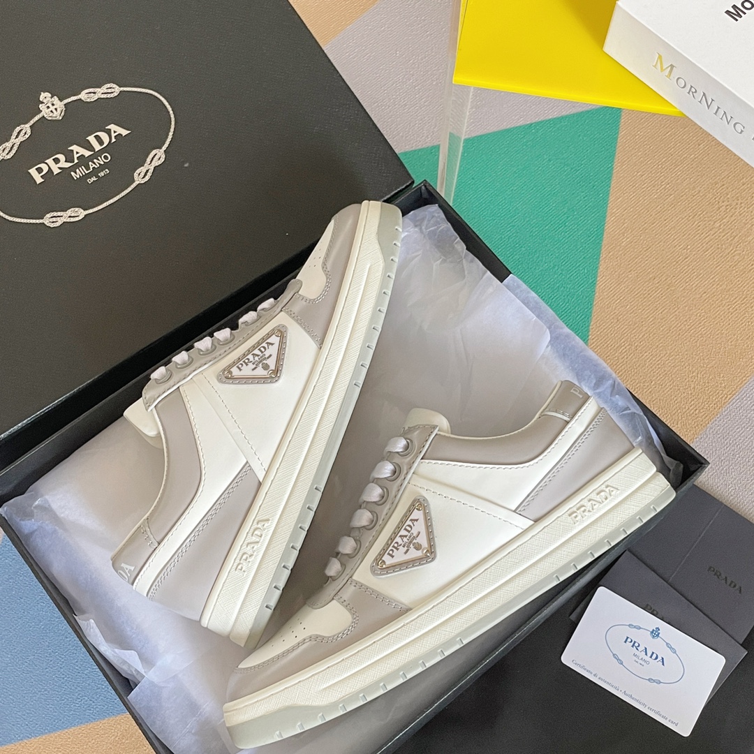 PRADA SNEAKER