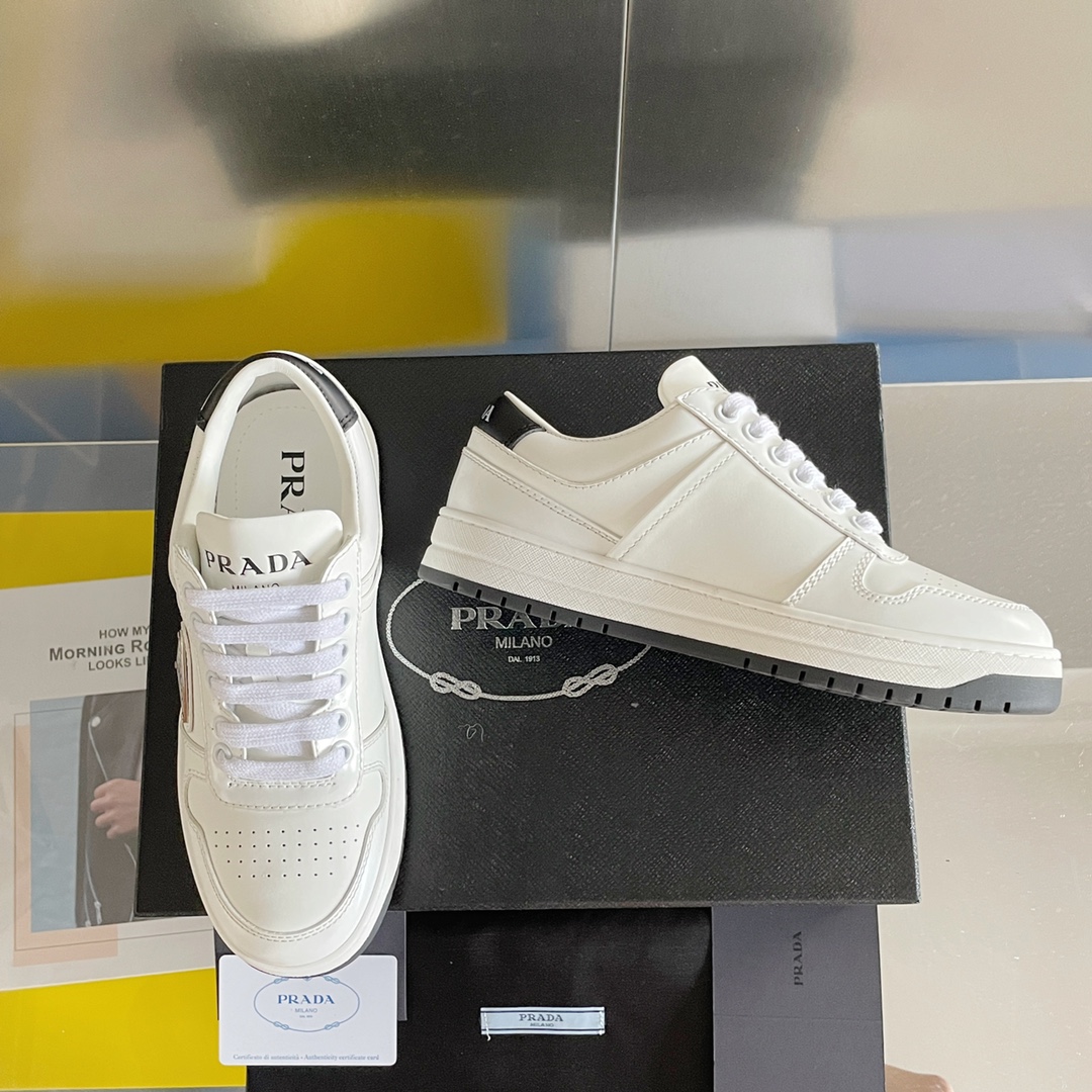 PRADA SNEAKER