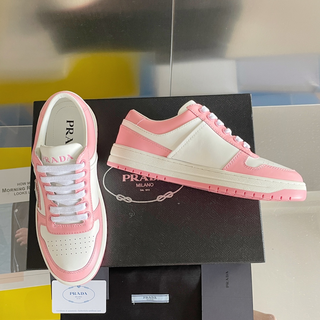 PRADA SNEAKER