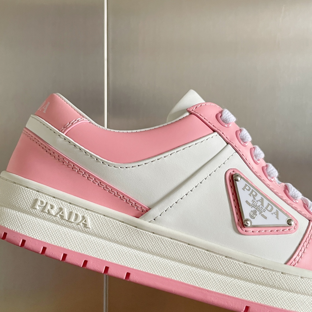 PRADA SNEAKER