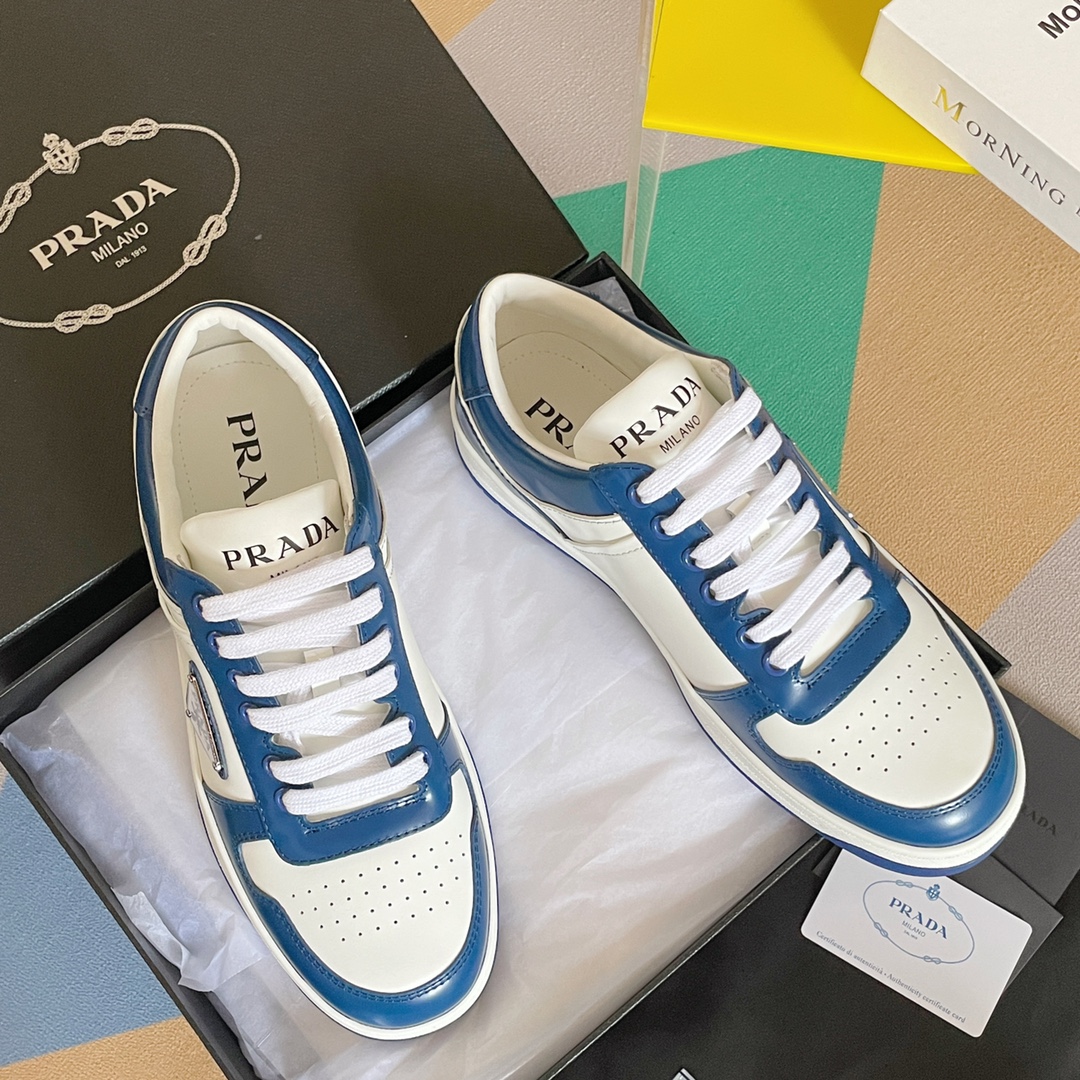 PRADA SNEAKER