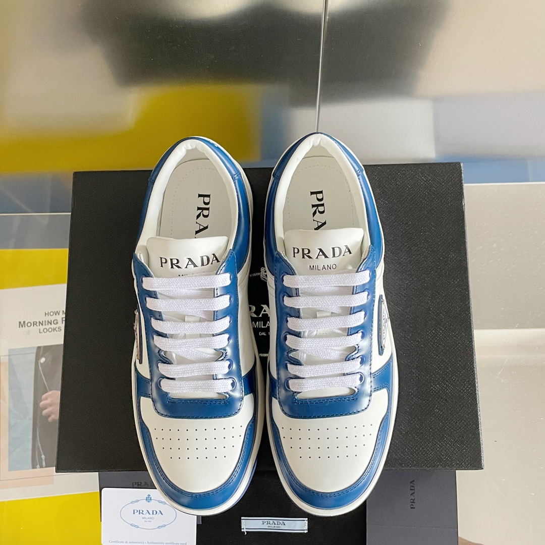 PRADA SNEAKER