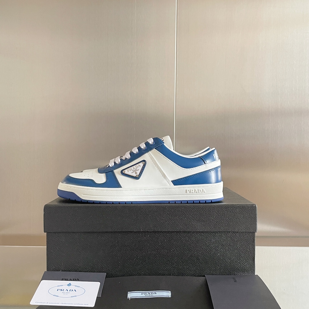 PRADA SNEAKER