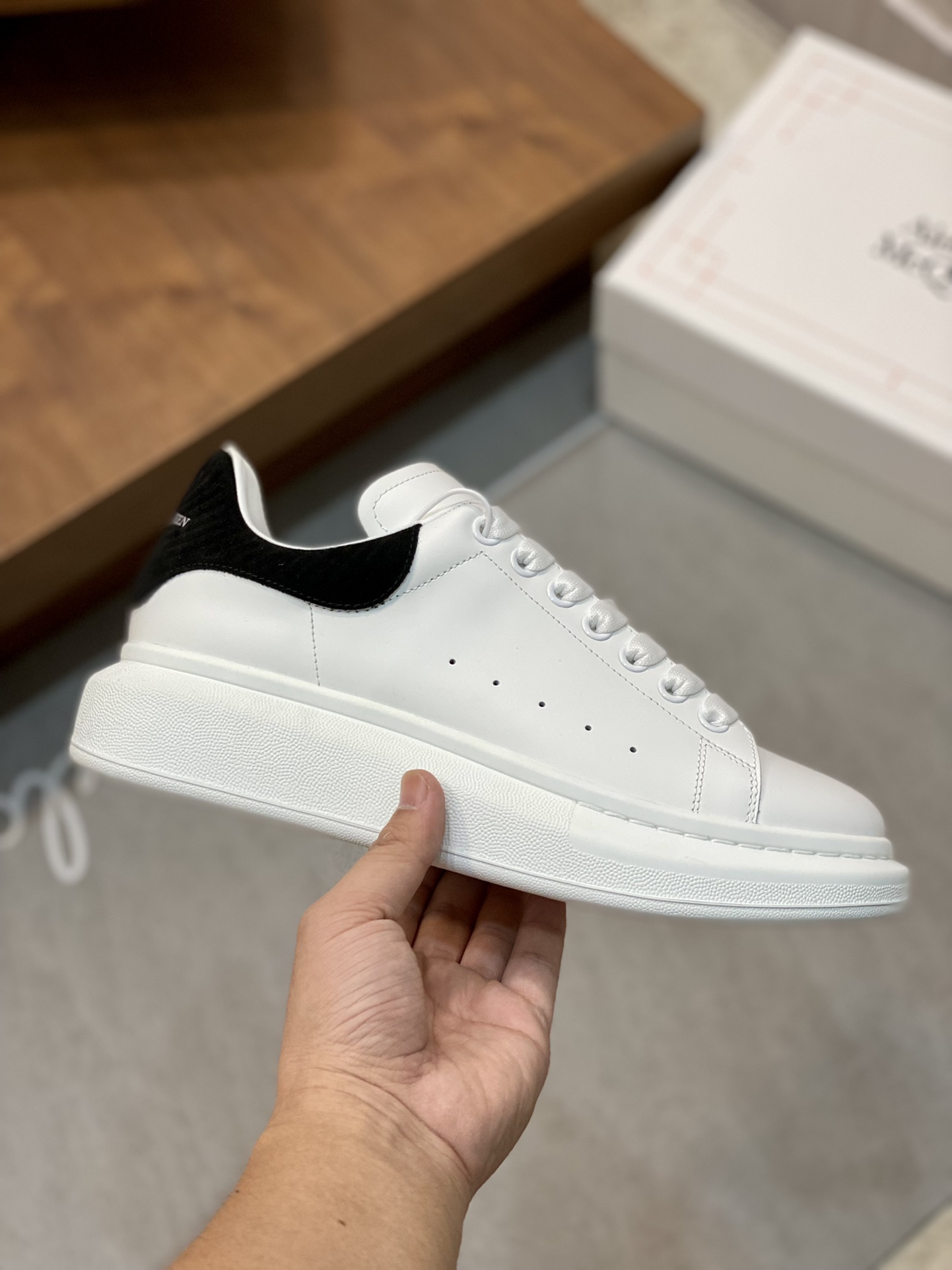 MCQUEEN SNEAKER