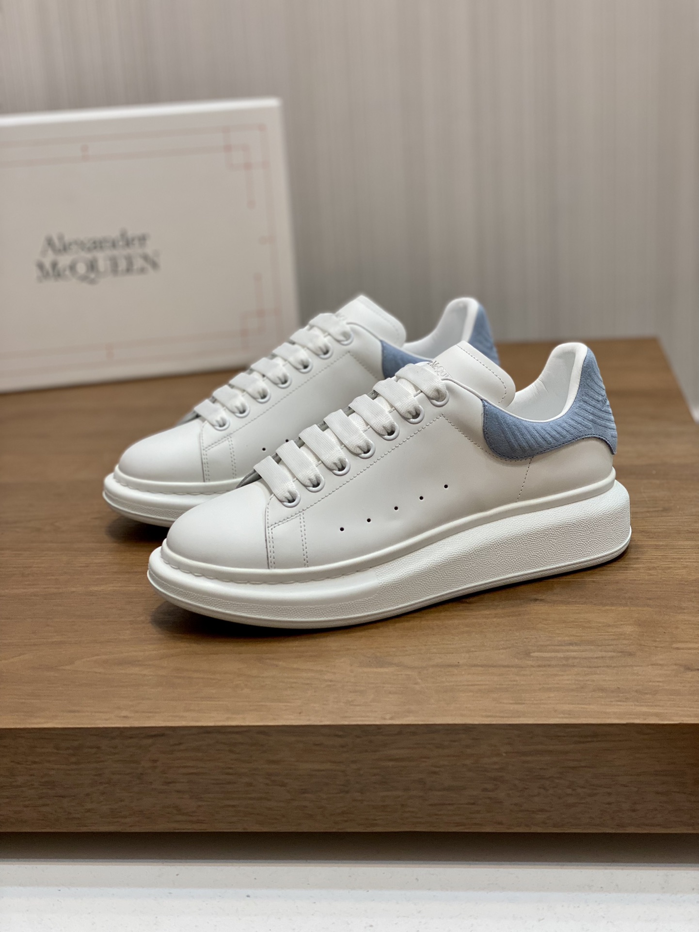 MCQUEEN SNEAKER