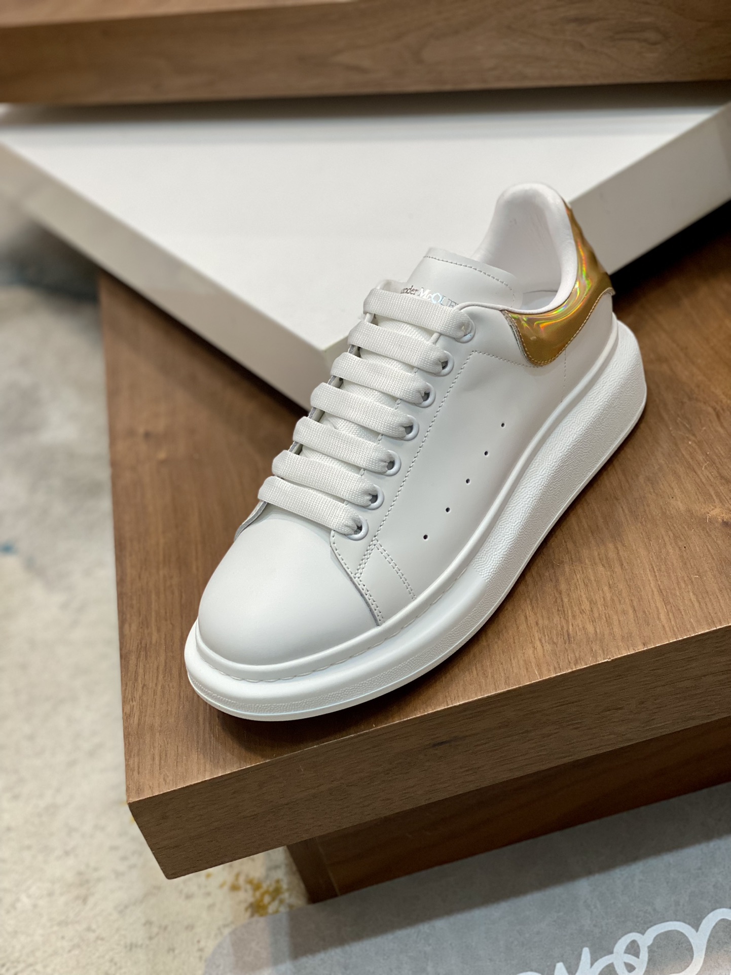 MCQUEEN SNEAKER