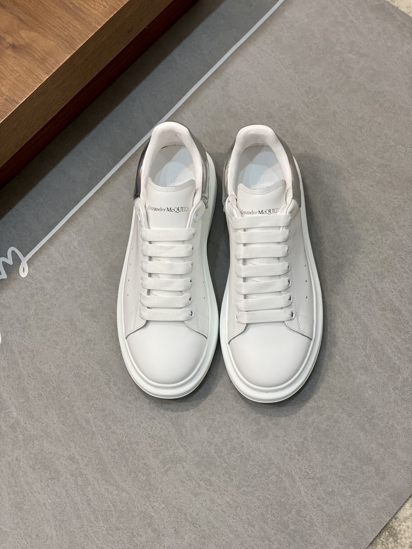 MCQUEEN SNEAKER