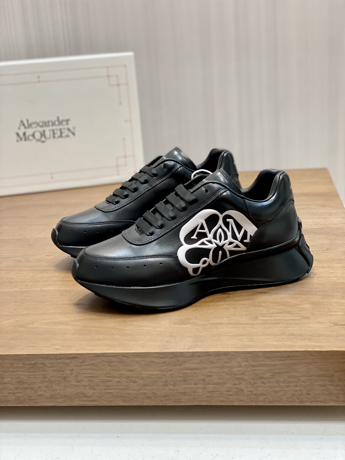 MCQUEEN SNEAKER