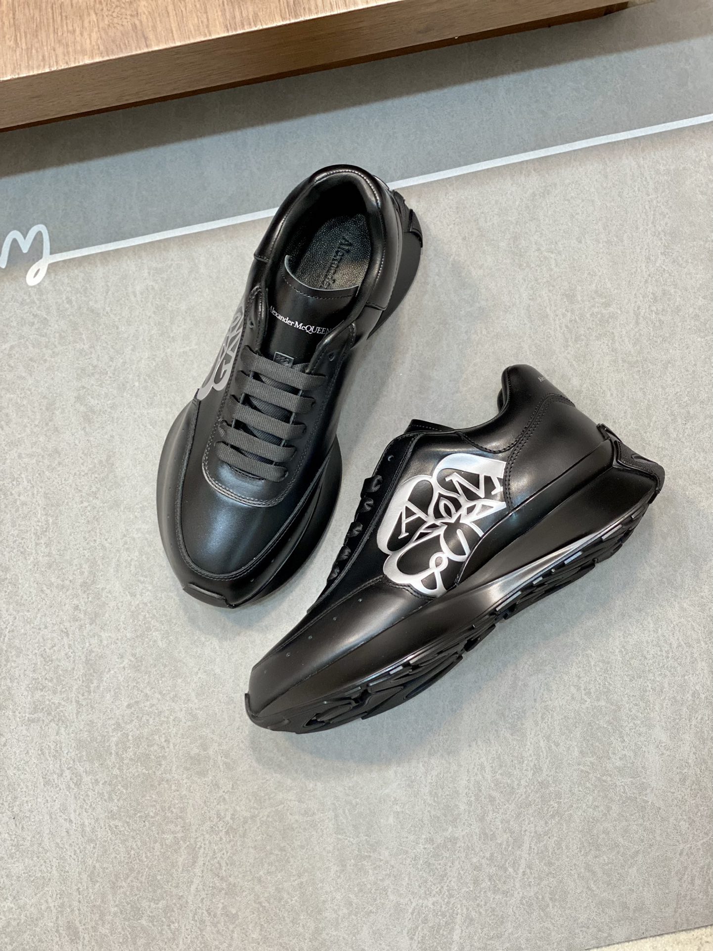 MCQUEEN SNEAKER