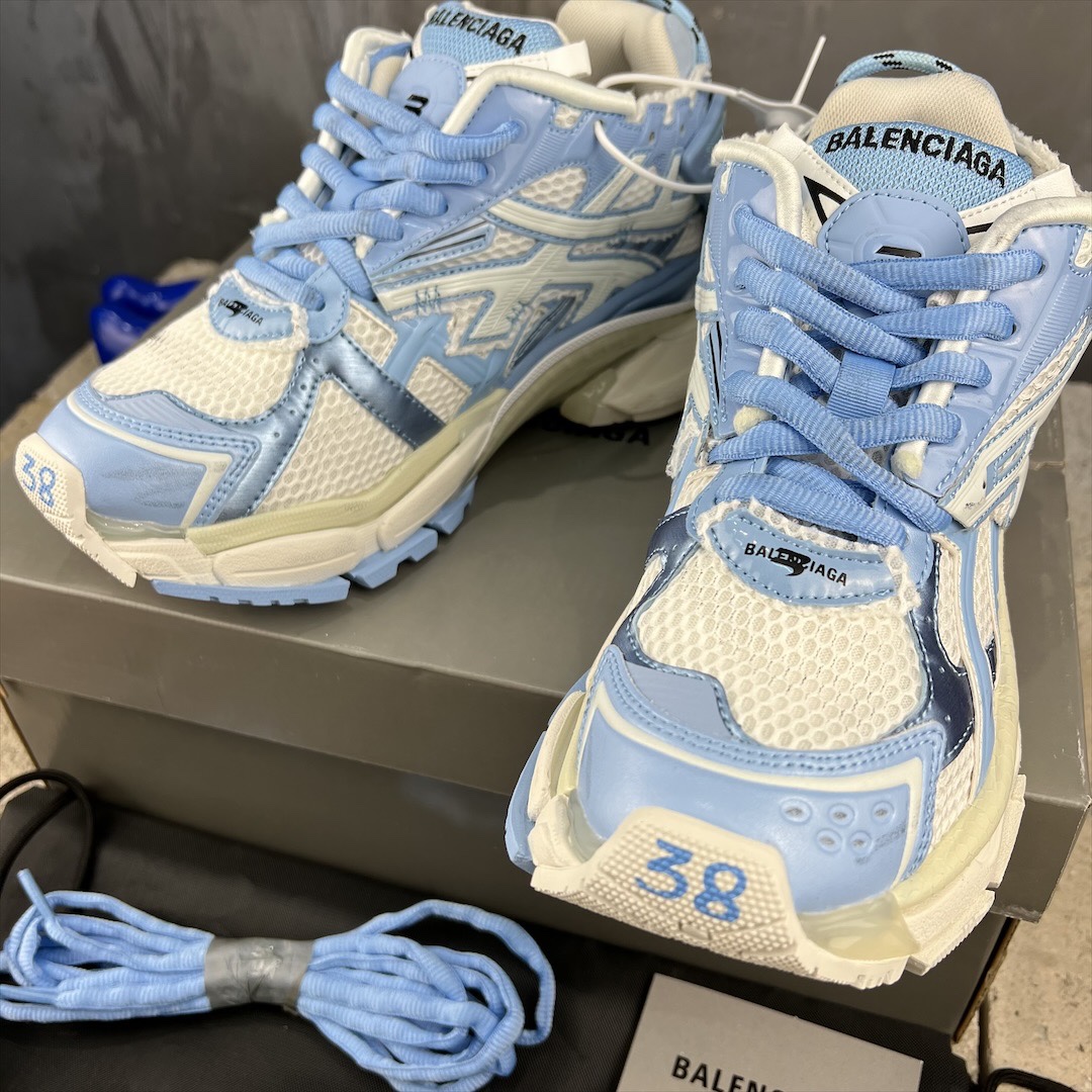 BALENCIAGA RUNNER