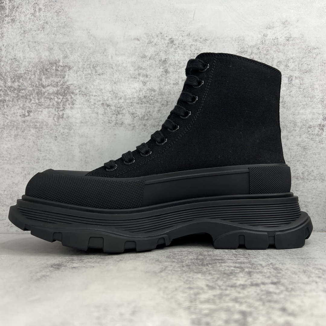 MCQUEEN SNEAKER