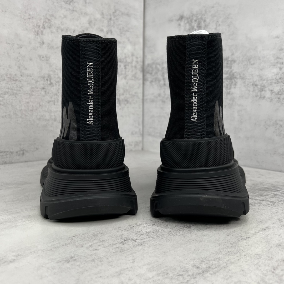 MCQUEEN SNEAKER