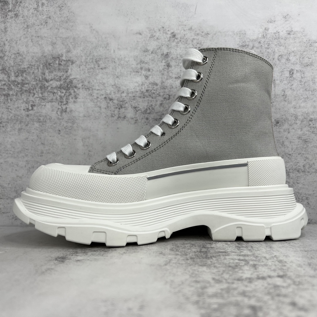 MCQUEEN SNEAKER 
