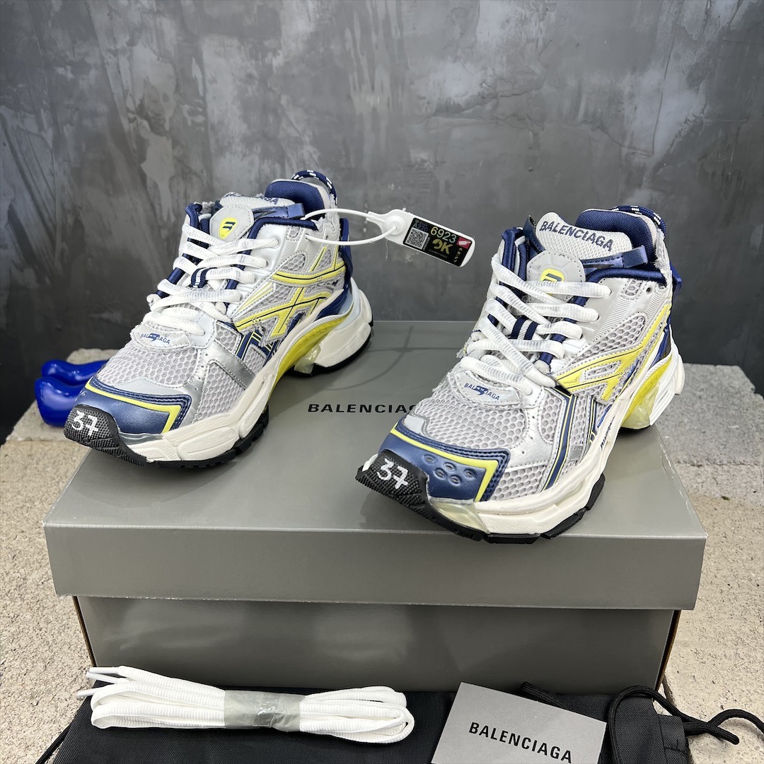 BALENCIAGA RUNNER