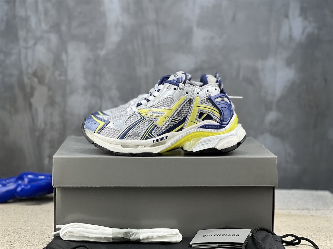 BALENCIAGA RUNNER