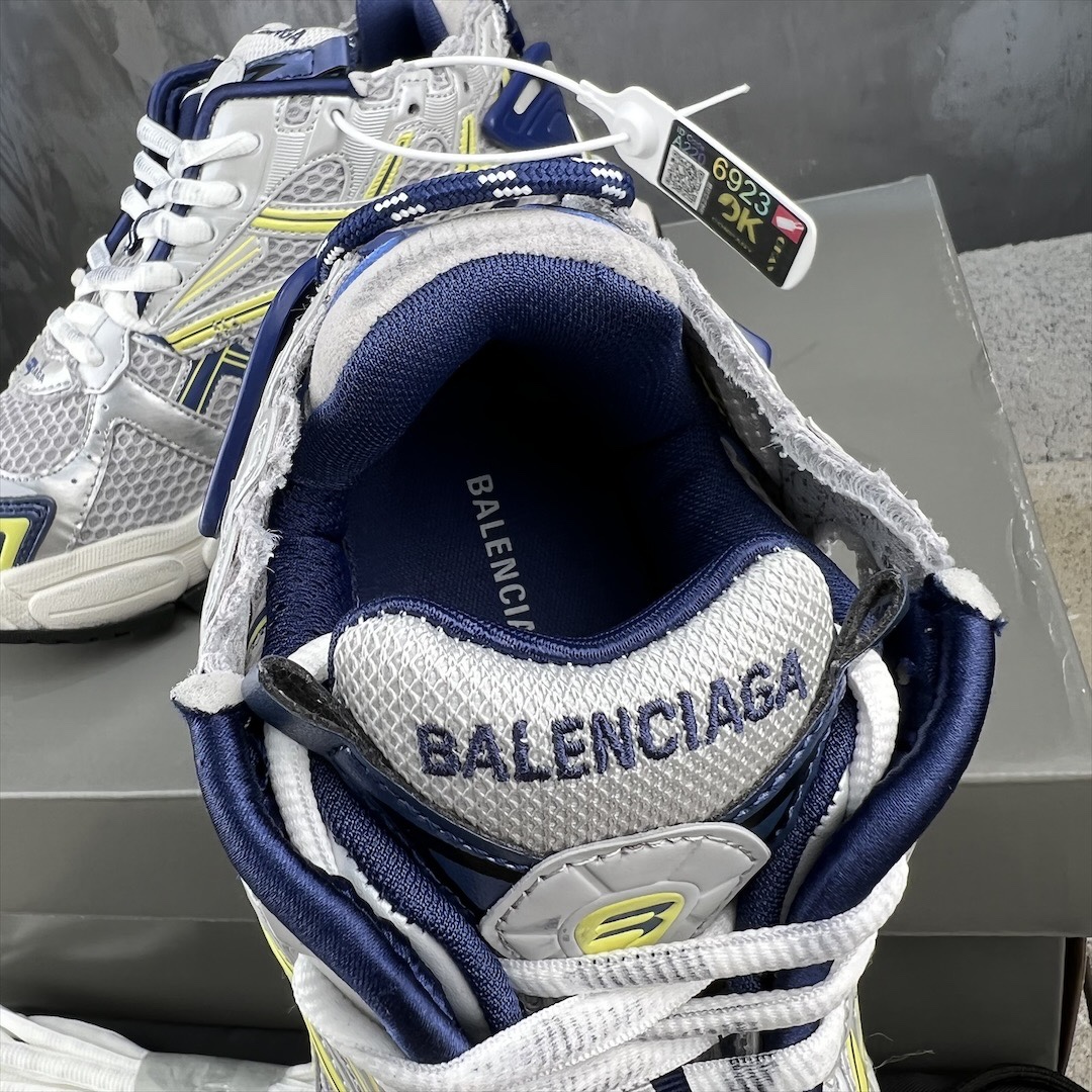 BALENCIAGA RUNNER