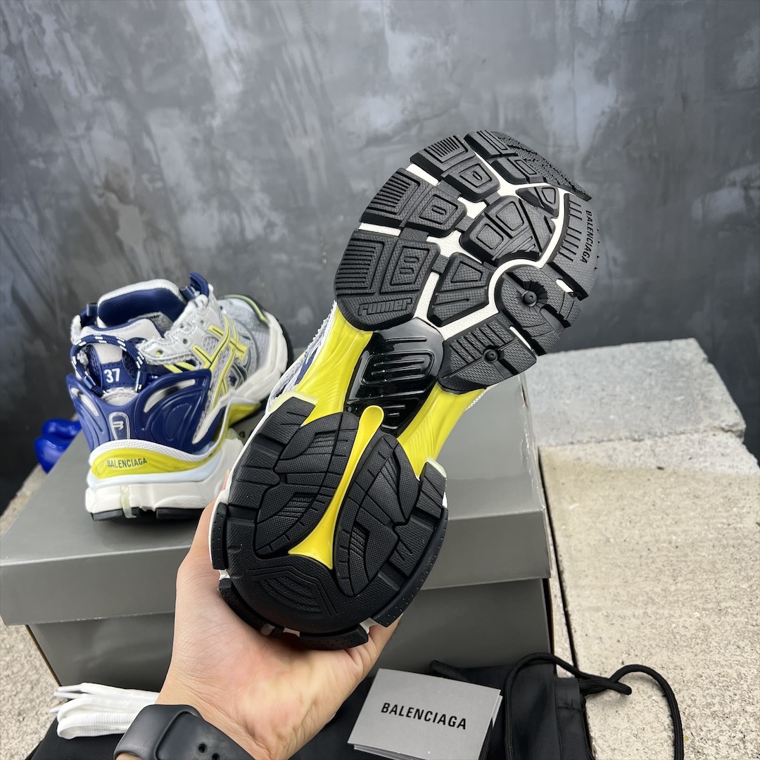 BALENCIAGA RUNNER