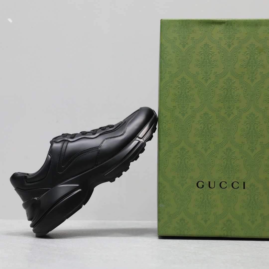 GUCCI SNEAKER