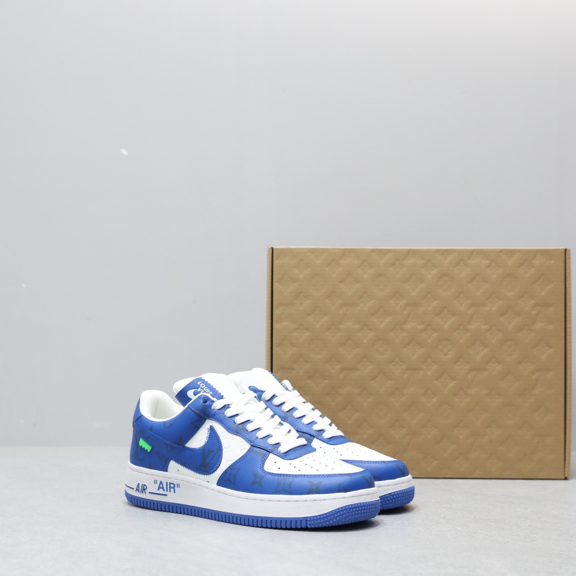 LV TRAINER