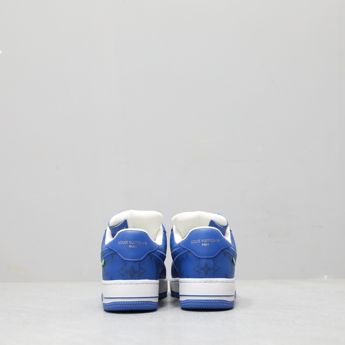LV TRAINER