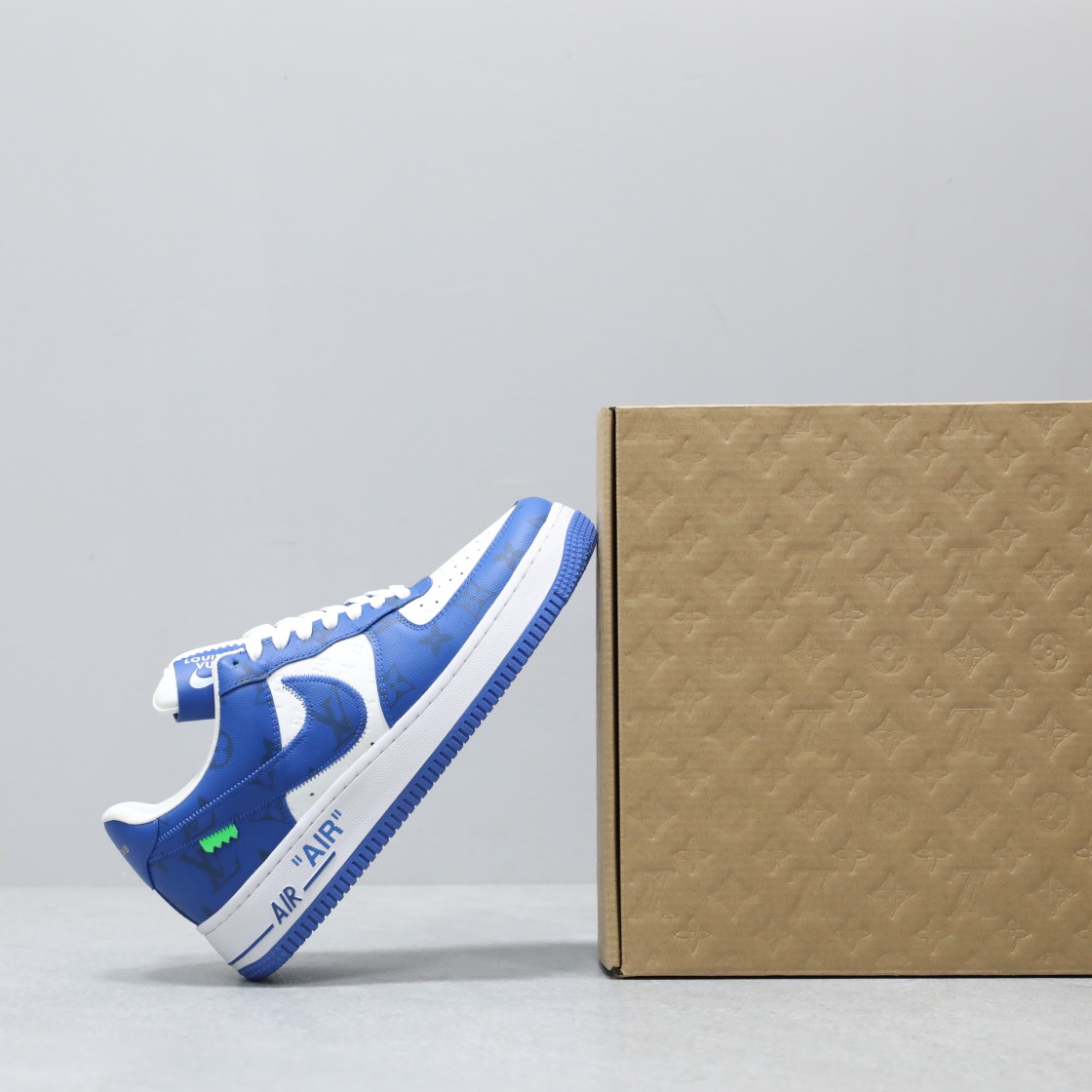 LV TRAINER