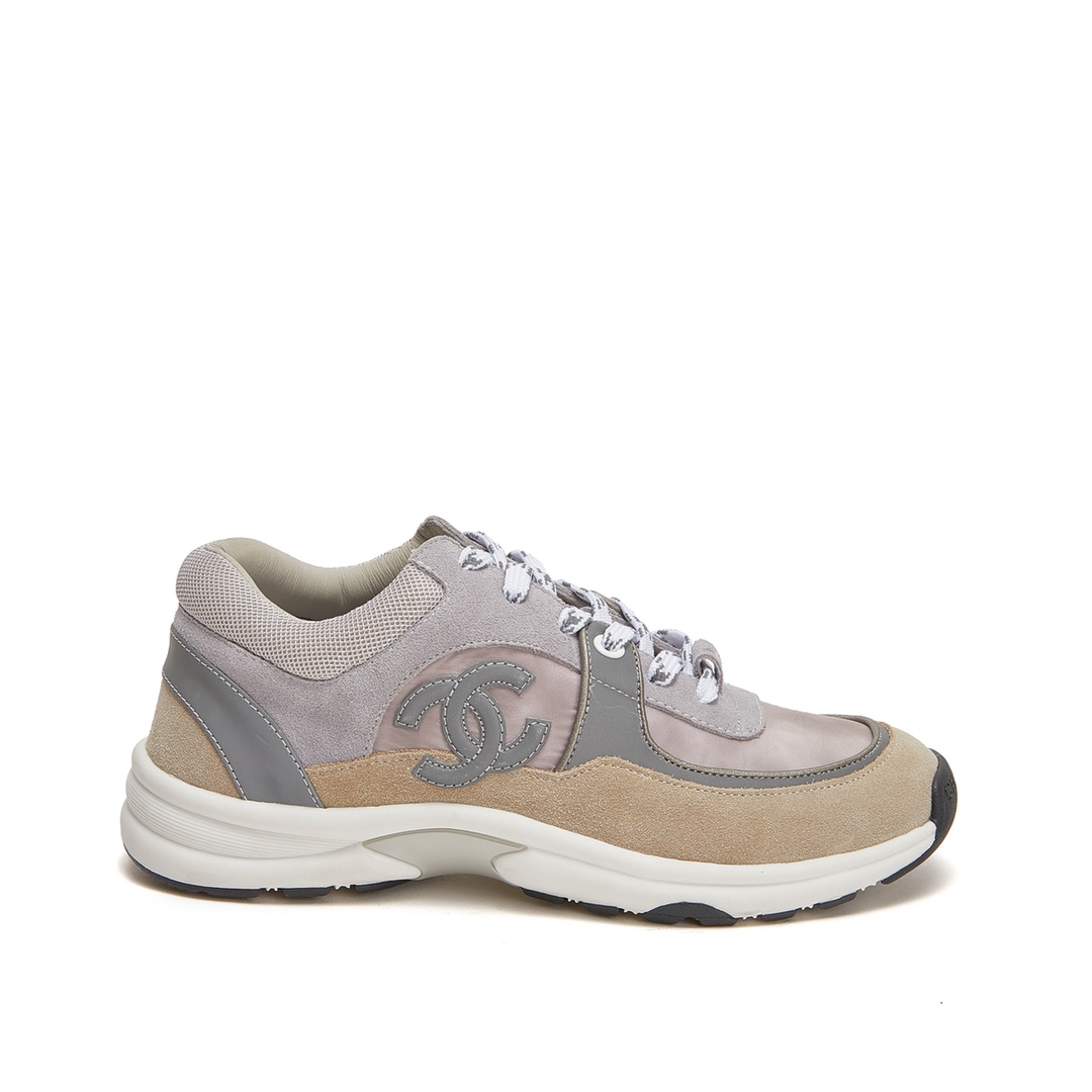 CHANEL SNEAKER