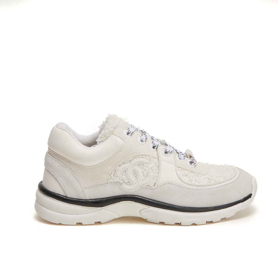 CHANEL SNEAKER