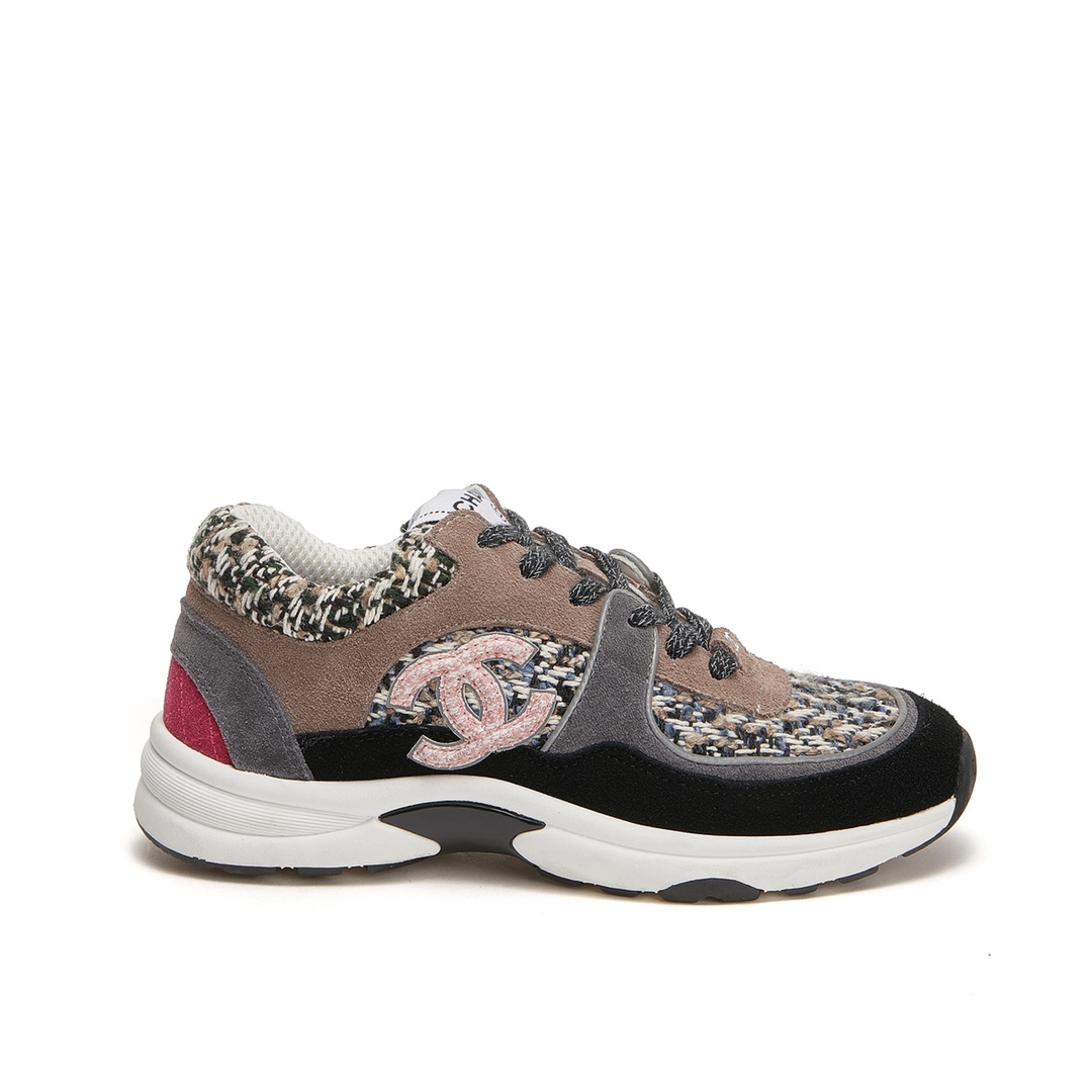CHANEL SNEAKER