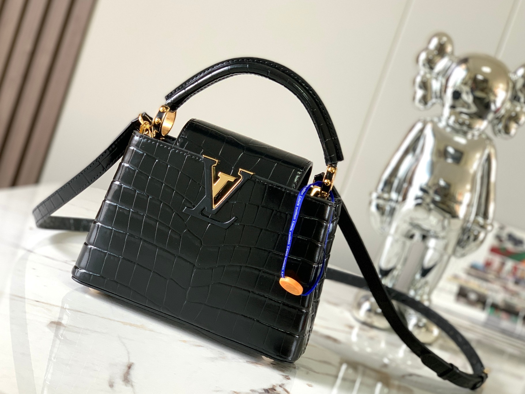 LV Capucines