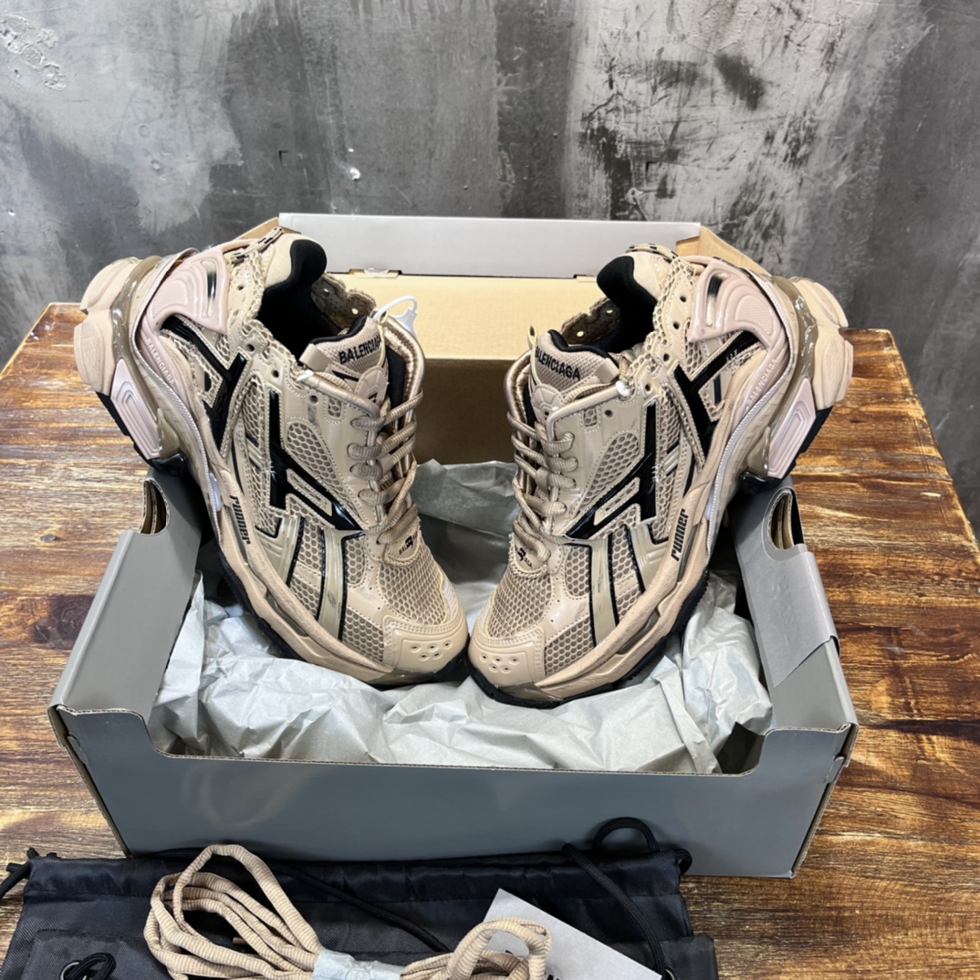BALENCIAG RUNNER