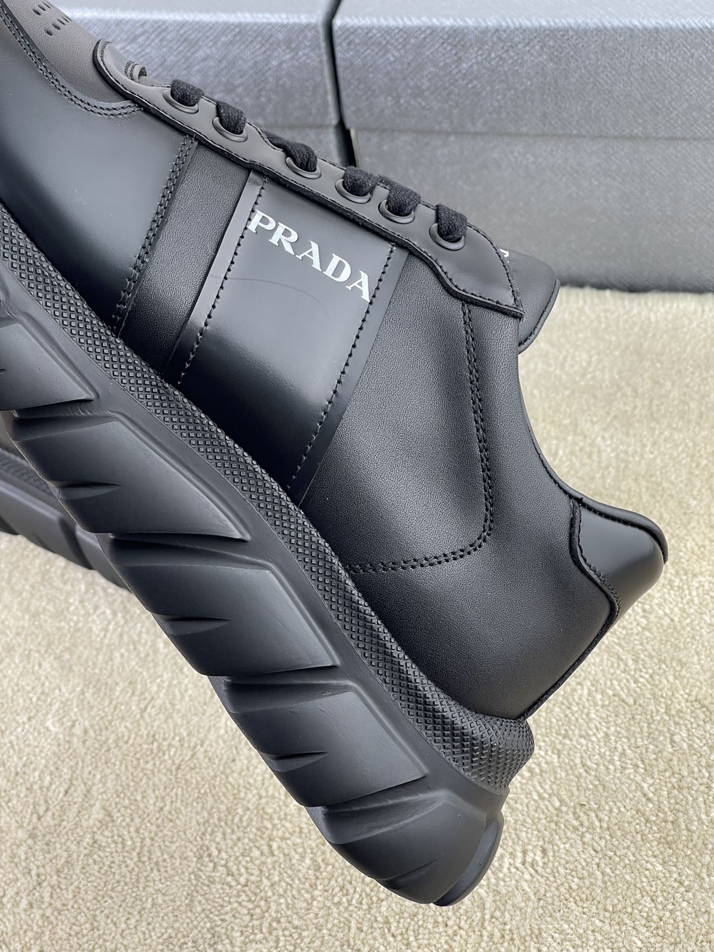PRADA