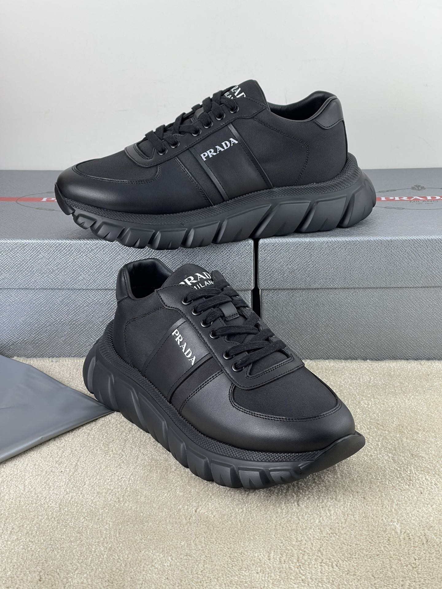 PRADA