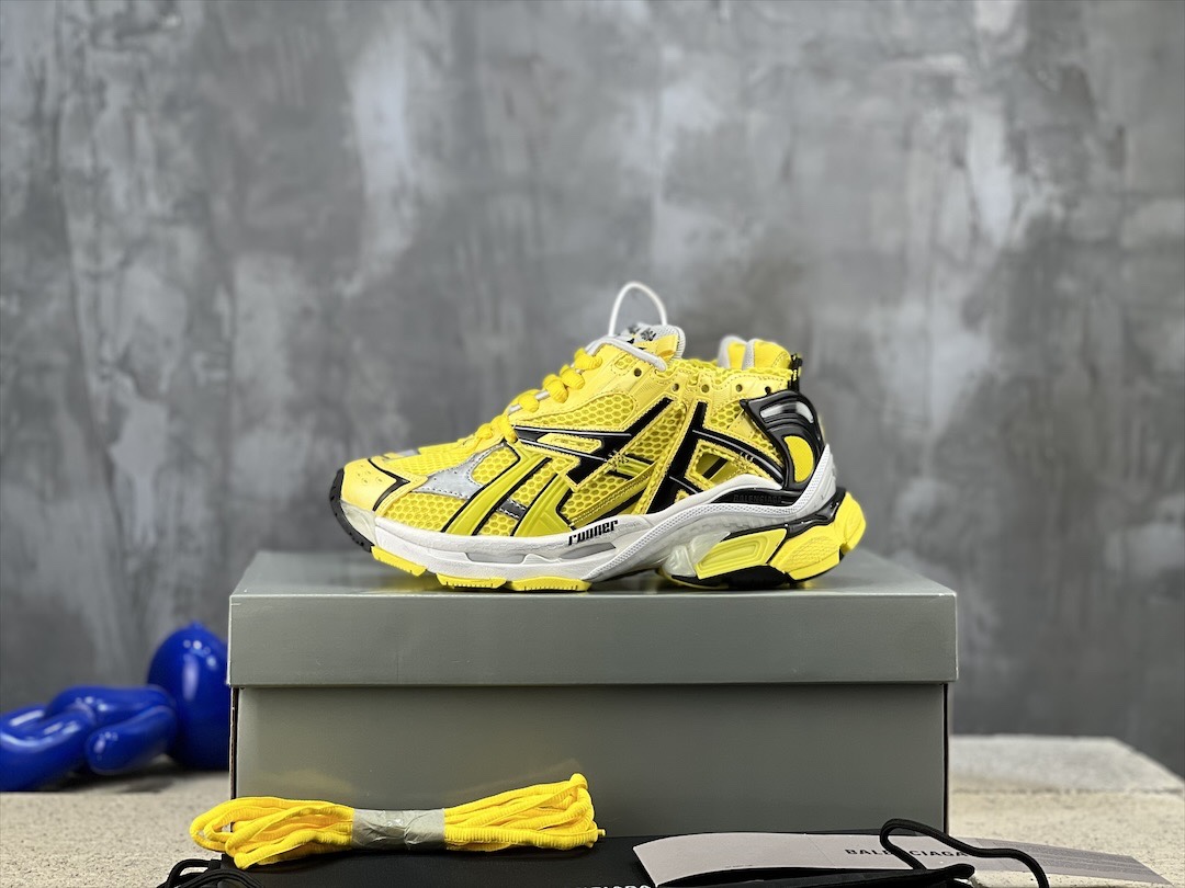 BALENCIAGA RUNNER