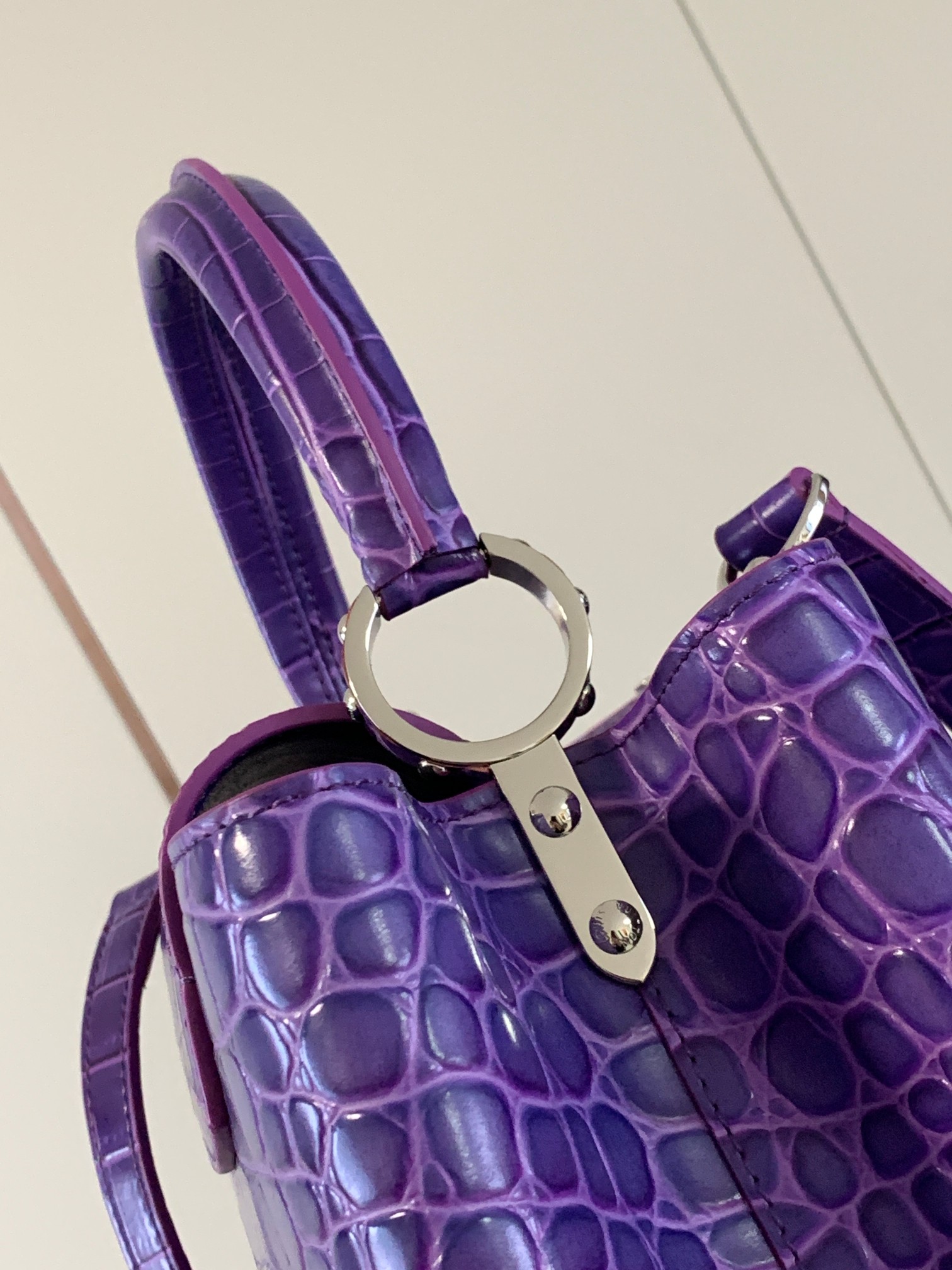 LV Capucines