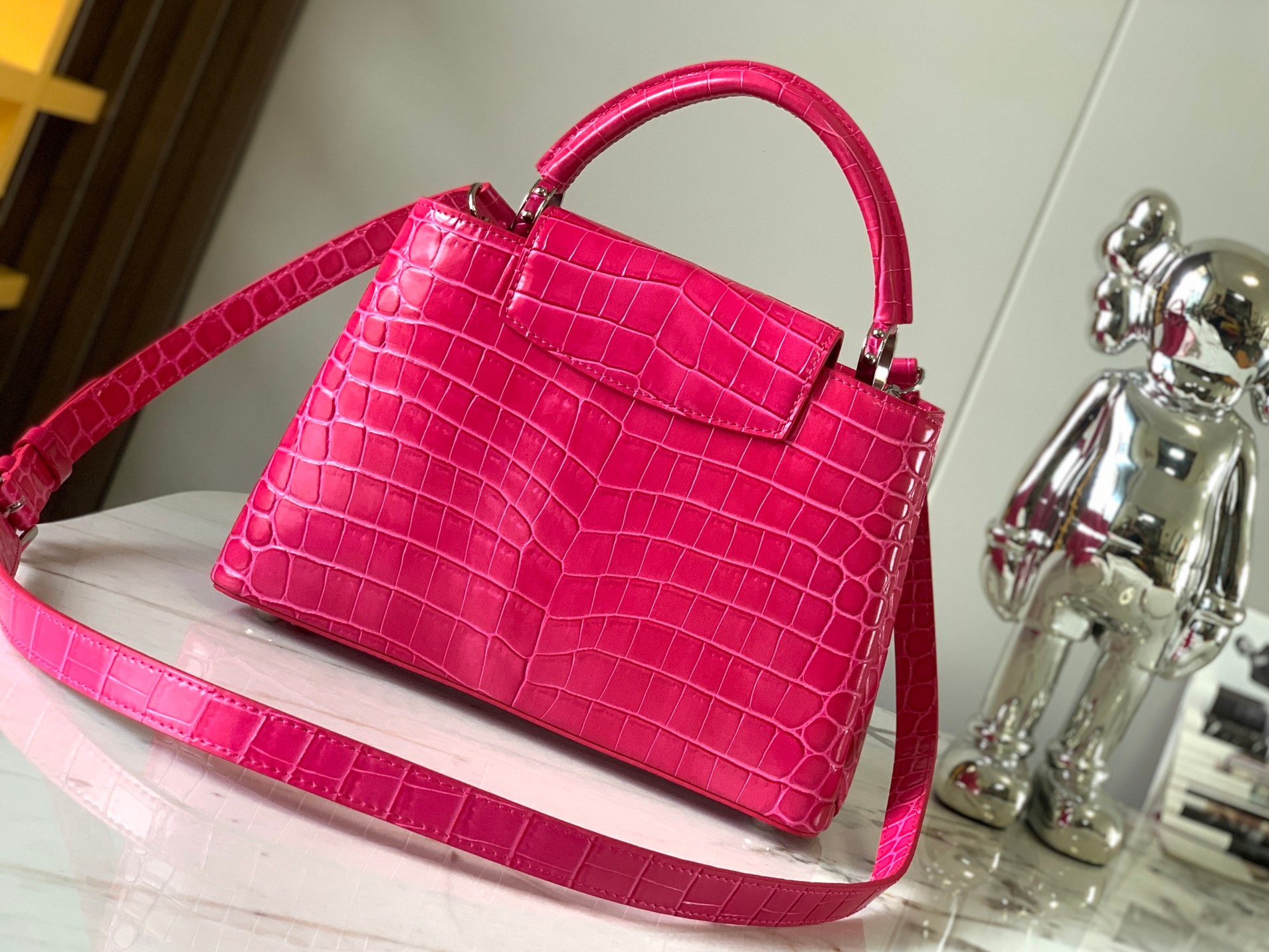 LV Capucines