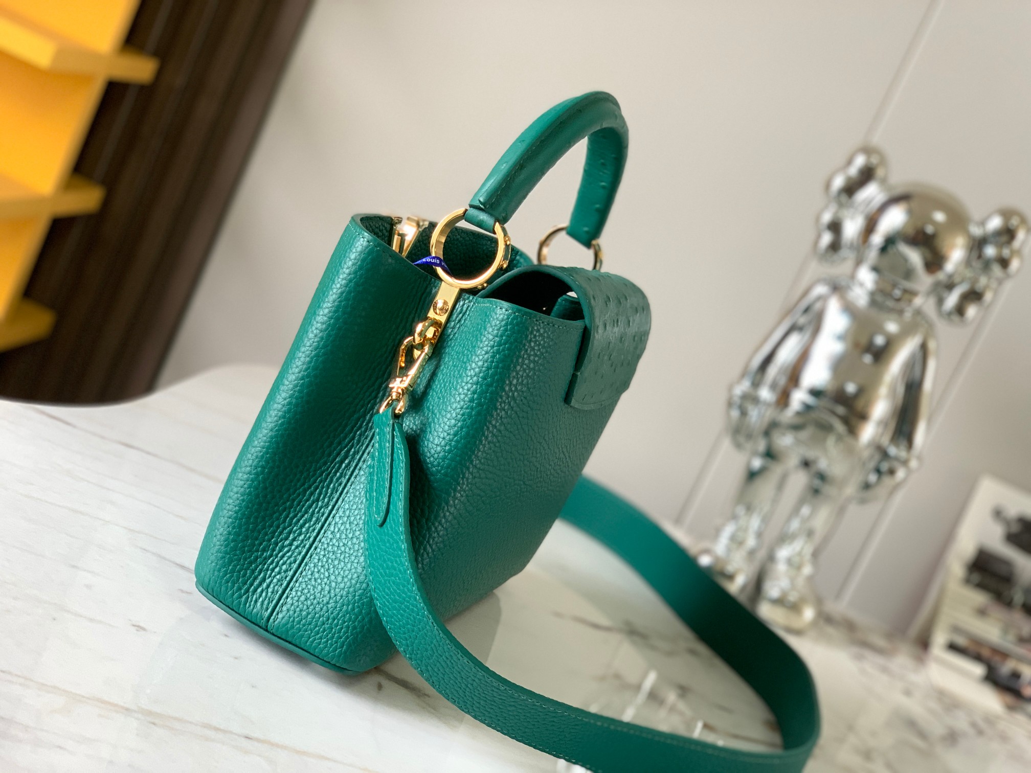 LV Capucines